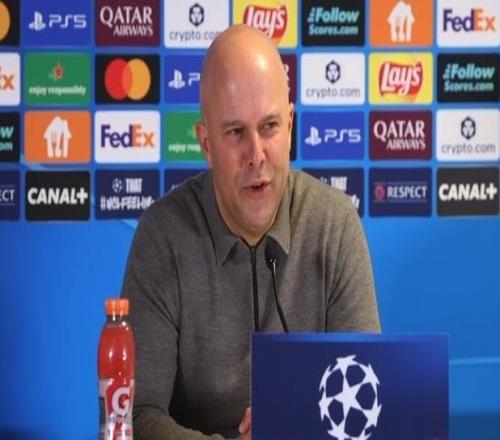 斯洛特:我想点名表扬戈麦斯今天比面对低位防守要有趣得多