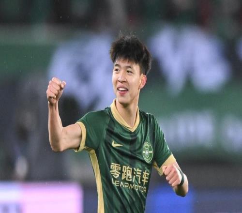 王钰栋留洋第1步!签约欧洲经纪公司,半年态度巨变,已收到邀请