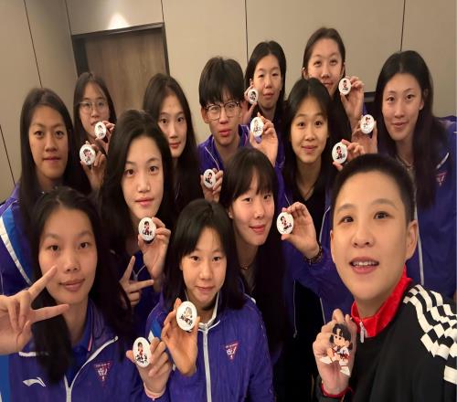 上海U20女排斩获亚军，女帅张磊执教全运首秀显锋芒