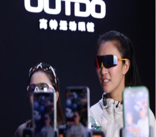 焦安靜按下第四次重啟鍵，她希望跑到80歲