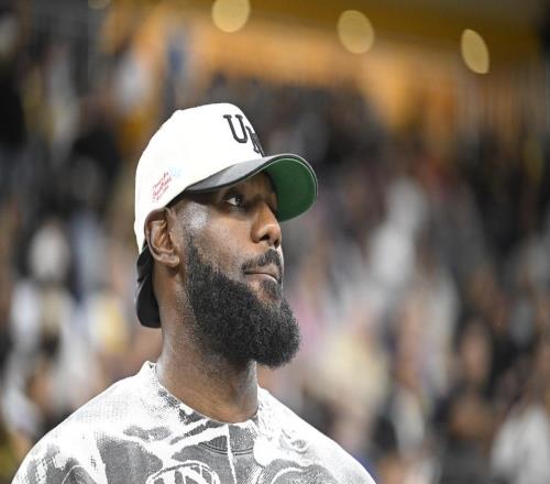 杨瀚森难兄难弟曝詹姆斯或被下放发展联盟,詹皇复出开启倒计时