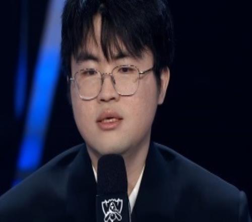 微博热议姿态抽签结果:牛逼太爷!神之一手