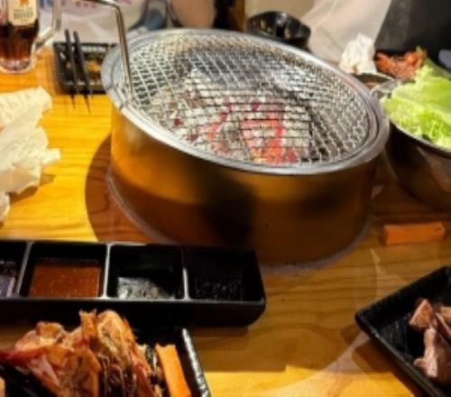 慶功宴開始！ON分享賽後聚餐照：今天吃烤肉