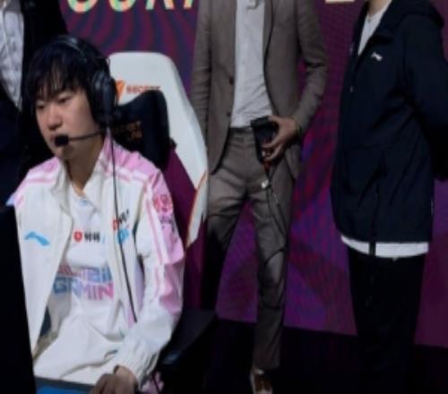 BLG发布对阵G2赛前动态：今天的调试来啦！加油加油加油！！！