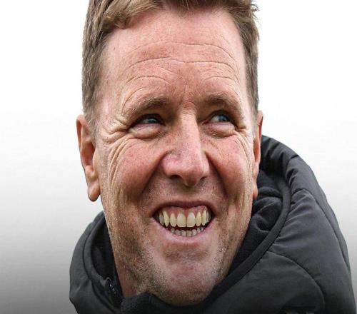 终于赢了,埃迪豪执教生涯第19次英超对阵曼城首次取胜