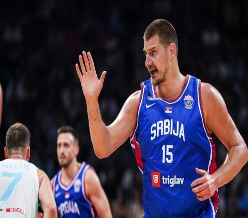 11分，23分，6分！NBA聯(lián)盟第一人亮劍，這是你能拿4億頂薪的原因