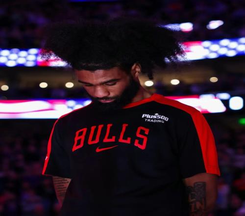 甩賣！月最佳球員也上貨架，場(chǎng)均21分+1289萬(wàn)合同，搶手貨啊