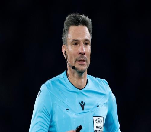 欧足联派"卡牌巨匠"吹拜仁皇马生死战，，，，场均4.2黄牌的狠人来了