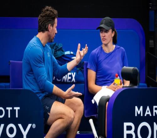 斯瓦泰克與教練結束合作！