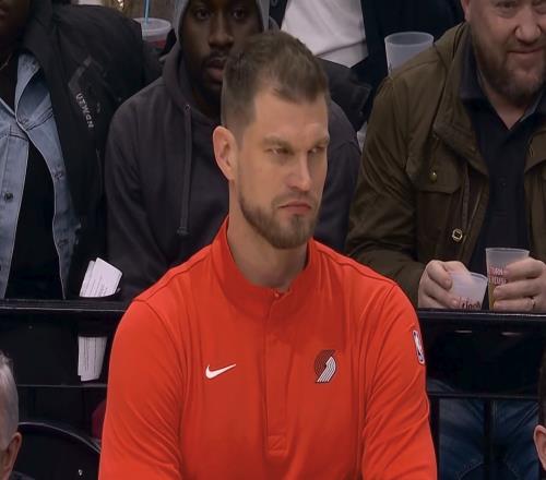 109133!开拓者完败森林狼,兰德尔41+7,杨瀚森NBA生涯有新突破