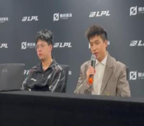 EDG主教練ClearLove：今天比賽其實打得挺精彩的，後麵好好努力吧