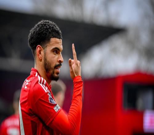 吉布斯怀特:首粒失球前的角球不该判,队友们都称球未出界