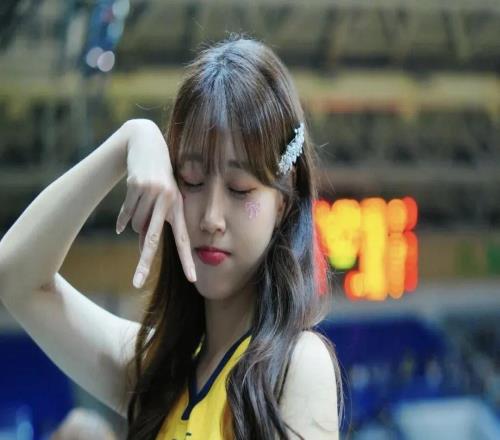 冠军马刺落后25分反超取胜了!