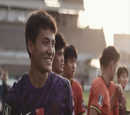 天天炒作李昊留洋,为了流量脸都不要了