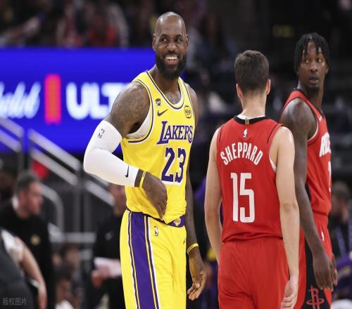 湖人10092逆转火箭,6连胜!7大功臣诞生:杜兰特、伊森入榜