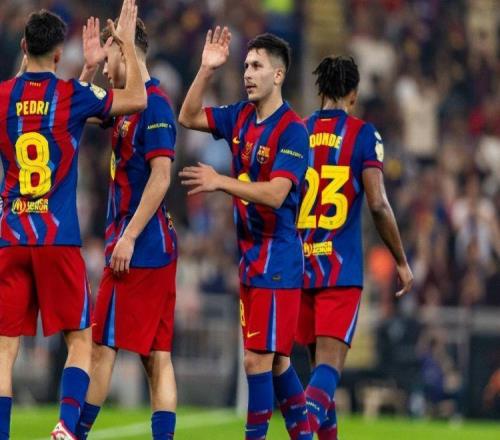 50!拉神梅开二度,巴萨狂轰9连胜,强势晋级决赛,静待皇马马竞