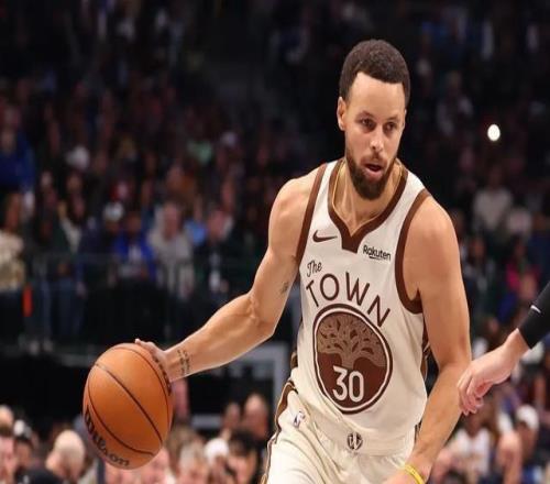 库里孤立无援,追梦还来火上浇油