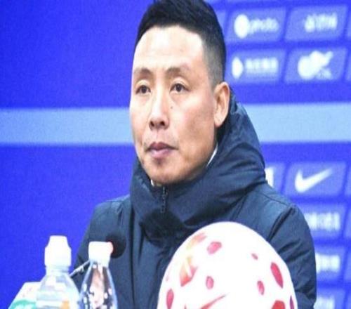 陈涛:能感受到郑智带来的改变,阿代米伤情最近有些反复