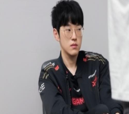 LPL的“許哥”Scout首局隱身次局暴斃白給兩局戰績合計6107