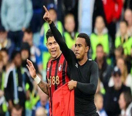 19岁天才绝平曼联一战成名!他是球二代英超已轰5球