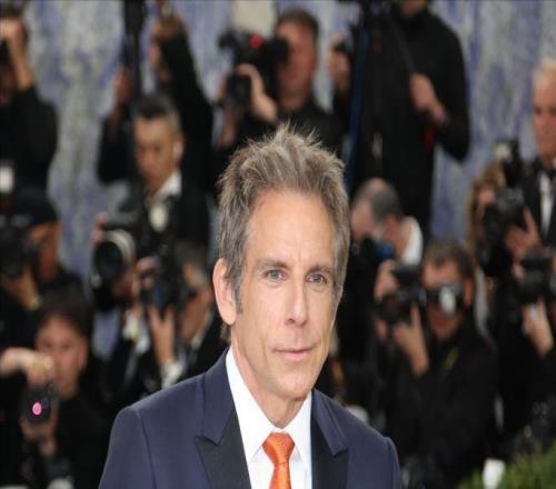 死忠球迷本斯蒂勒：MetGala还是季后赛