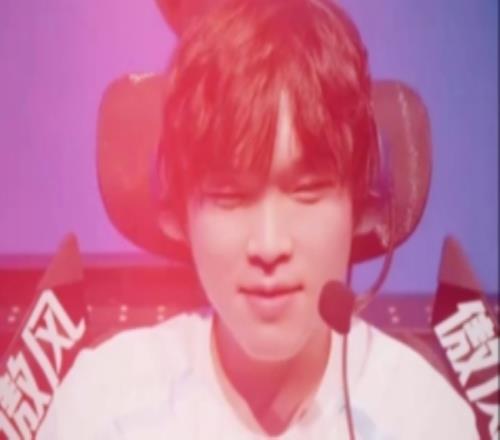 注意，这不是彭于晏！LPL赛事官方发布Bin对比视频：别眨眼