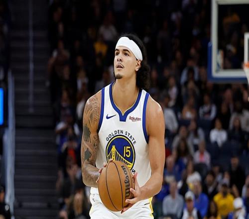 季前赛都打不明白,勇士锋线新星赛季开始后要去发展联盟报到了