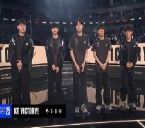 管泽元:恭喜KT!赛前想到了吗现在一局没输!