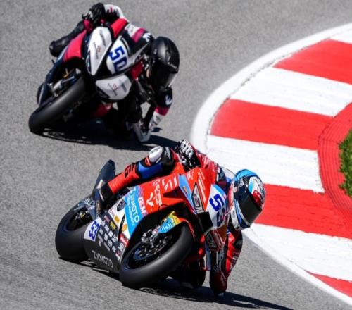 在中国车企进入F1之前，这台中国赛车在世界舞台创造历史！