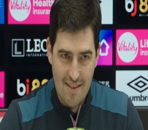 伊劳拉:过去几个月曼联是英超最强的球队,我们很难零封