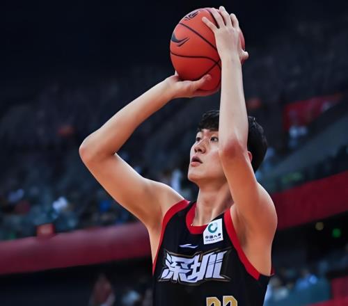赢山西10分!CBA名记大赞深圳队1人:拥有这样的球员,很幸运