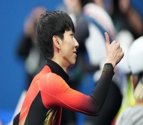 只差0.028秒，中國隊銀牌+1！孫龍1000米扛住壓力