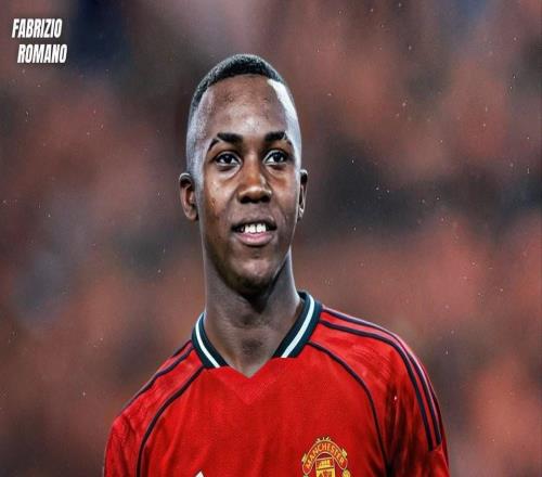 罗马诺:曼联新援奥罗斯科将在未来几天抵达英国完成转会流程