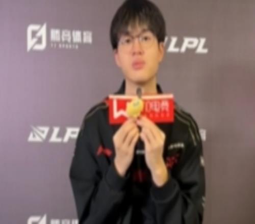 JDG.xun：最怀念23年从季后赛打到MSI，那段时间成长最大