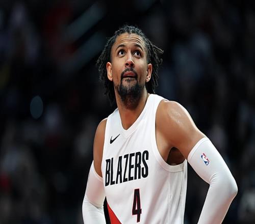 防守能力出色，但进攻能力糟糕，开拓者会留下这位侧翼大闸吗