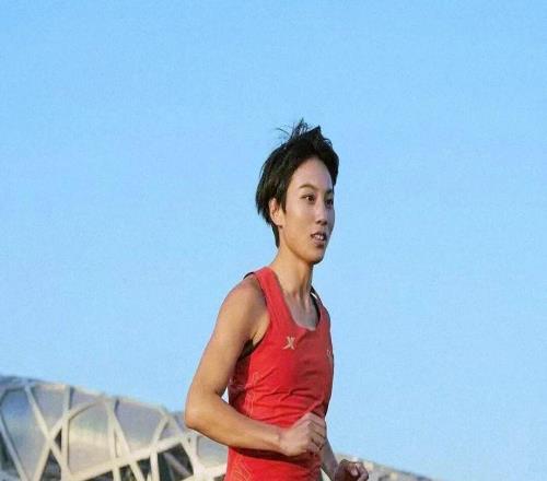 大魔王迟令杰:奔向远山