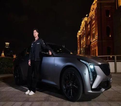 F1储备车手周冠宇：目标重回正赛车手行列