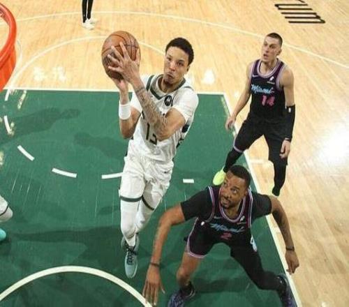 波特32分罗林斯21分鲍威尔0助6失误雄鹿胜热火