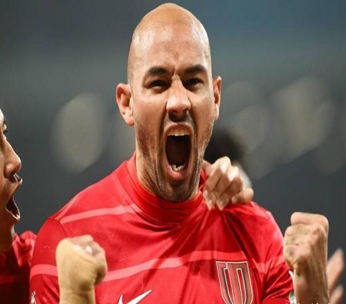 成都蓉城的2025:一度登顶,遗憾收官封面头条