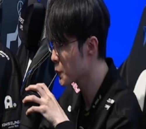 MacT看T1首局擊敗100T：飛大哥這抬，嚇哭了