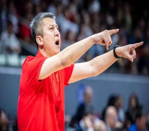 男篮世预赛后大名单或变动!郭士强该下狠手了:张镇麟恐被淘汰