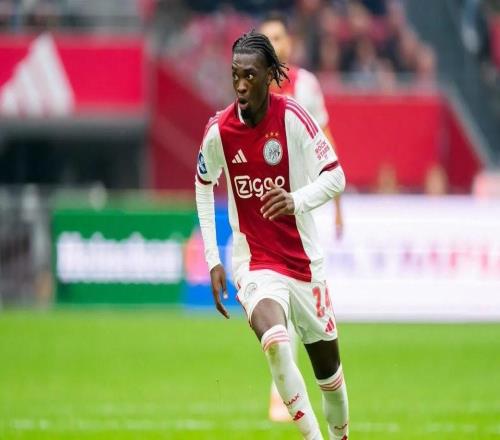 记者:曼联有意阿贾克斯17岁中场乔西莫基奥