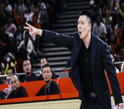 新民體育丨全勝晉級！上海男籃開始“質變”