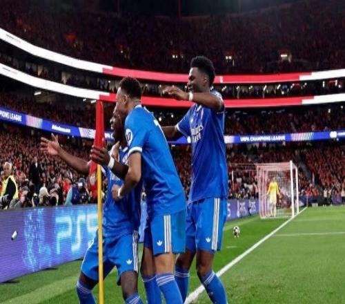 皇马球星再遭种族歧视！本菲卡球员辱骂"猴子"，比赛中断10分钟