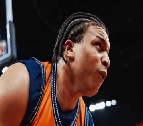 上海大胜广厦!李弘权+三外齐爆,王哲林稳输出,张镇麟喜忧参半