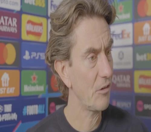 弗兰克:我对欧冠排名很满意西蒙斯变得越来越好了