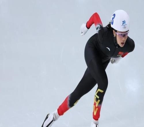 杨滨瑜：相信自己终能靠实力冲破“包围”