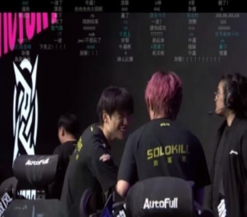 媒體人：誰敢想Naiyou豹女爆了JiejieFPX輸SheerJiejie問題最大