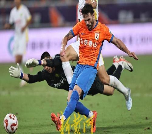瓦科大四喜馬德魯加梅開二度，泰山隊主場60大勝北京國安