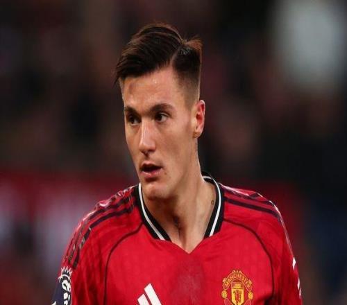 曼晚:谢什科大约会伤缺一个月时间,最坏的情况缺阵至圣诞节